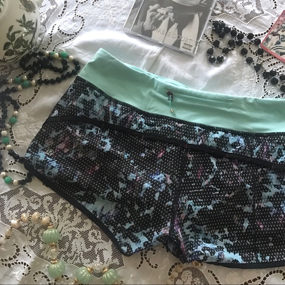 lululemon athletica Pants - Lululemon Rare Shorts